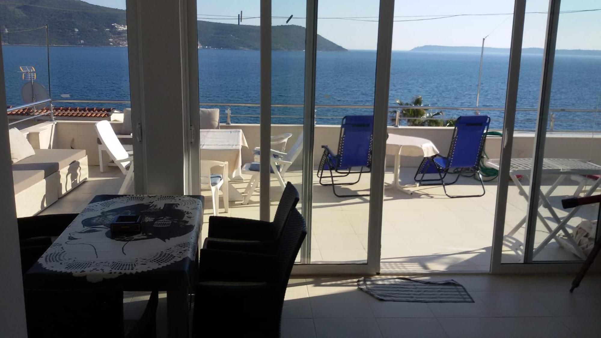 Sea View Apartments Herceg Novi Rum bild